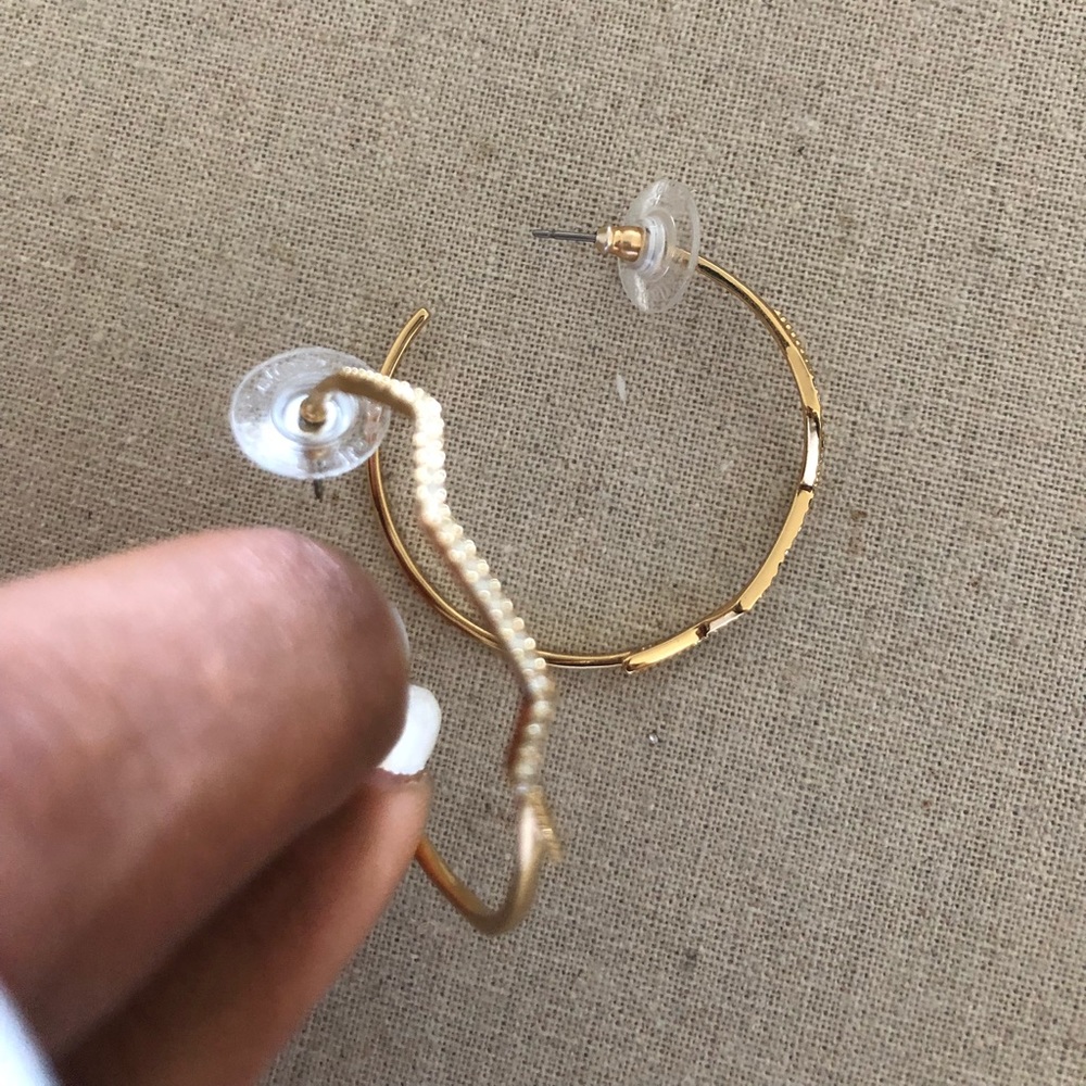 Cute lightening bolt gold hoops - Picture 2 of 2